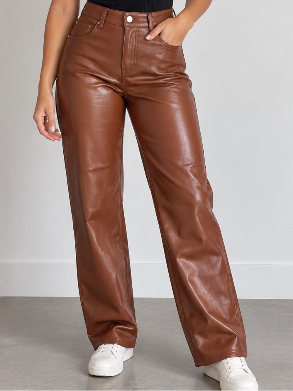Wilfred by Aritzia Vegan Leather Straight Leg Pants Brown Size Small